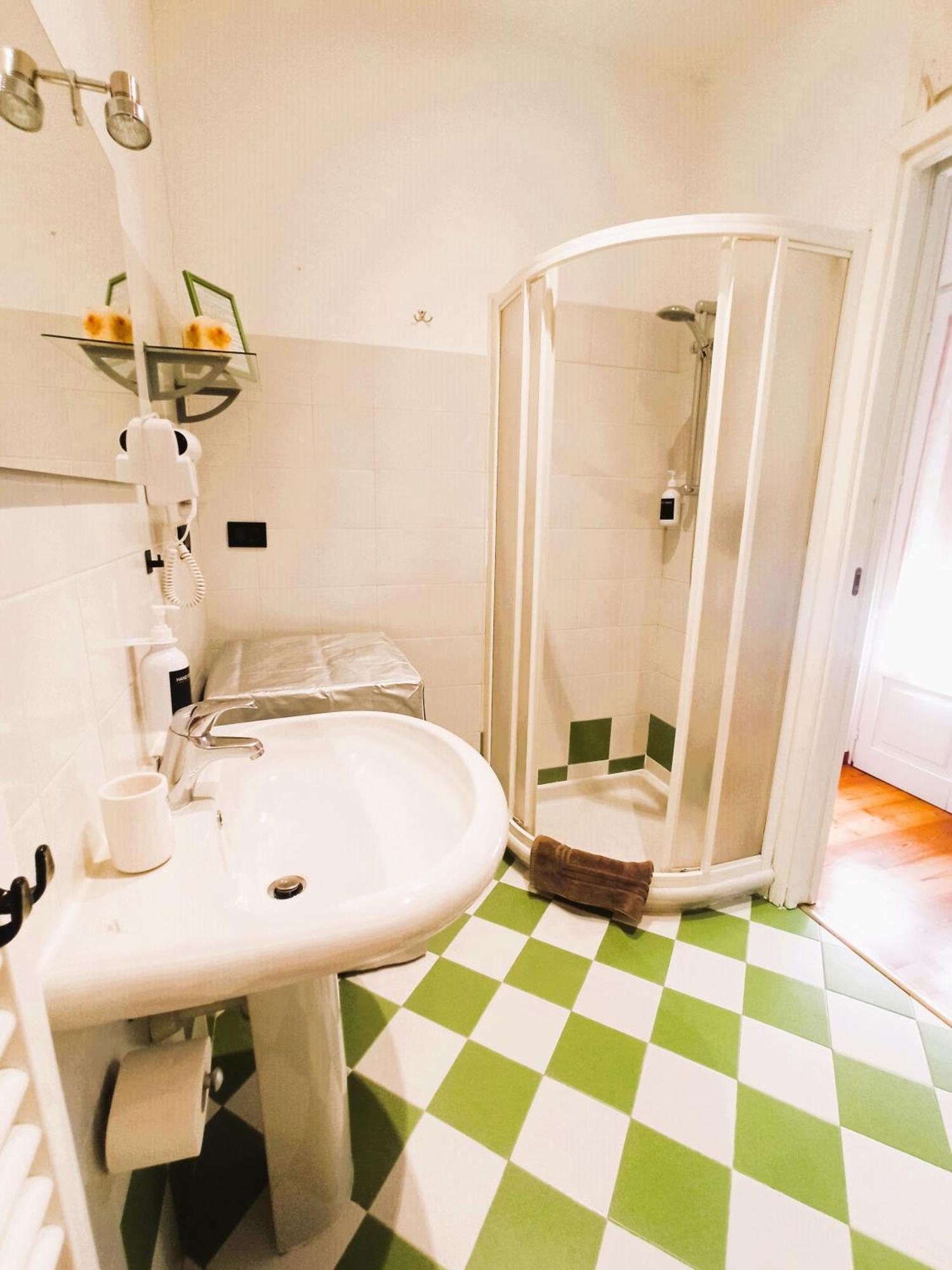 Appartamento I 3 Balconcini Cuneo Bagian luar foto