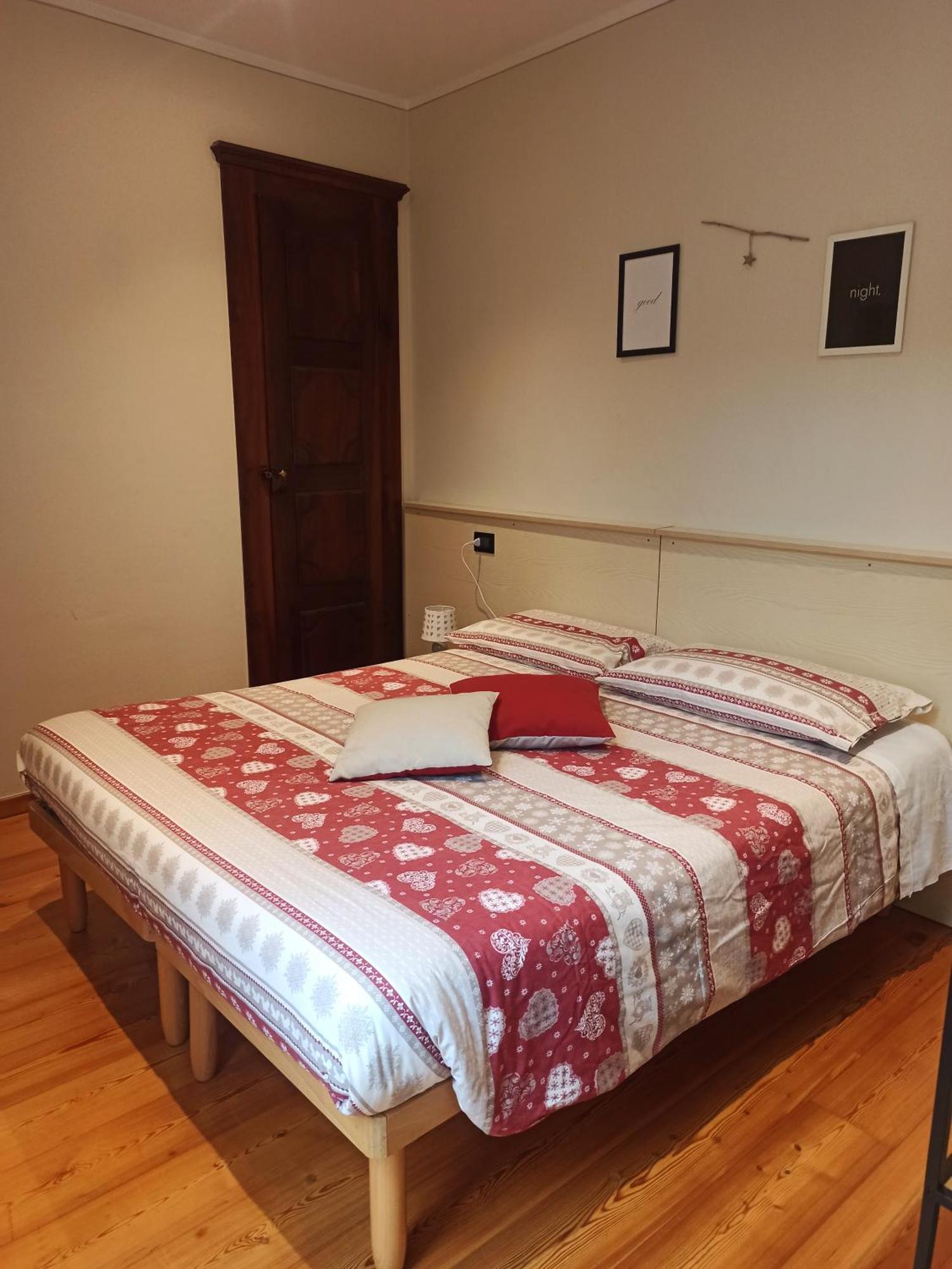 Appartamento I 3 Balconcini Cuneo Bagian luar foto